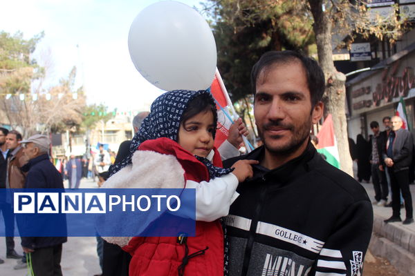 جشن آزادی وشور و شوق مردم در کرمان