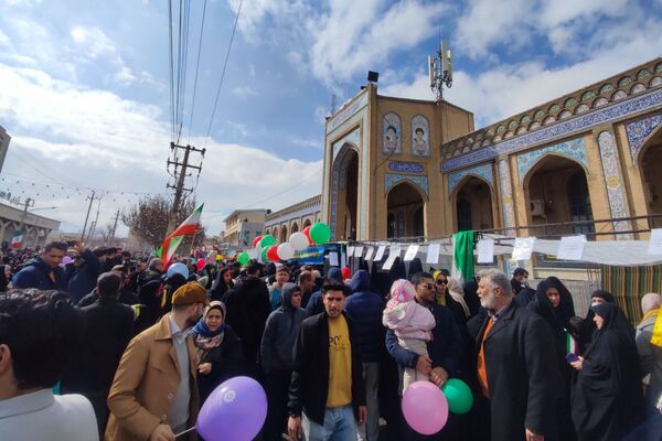 راهپیمایی یوم‌الله ۲۲بهمن در کرمانشاه 