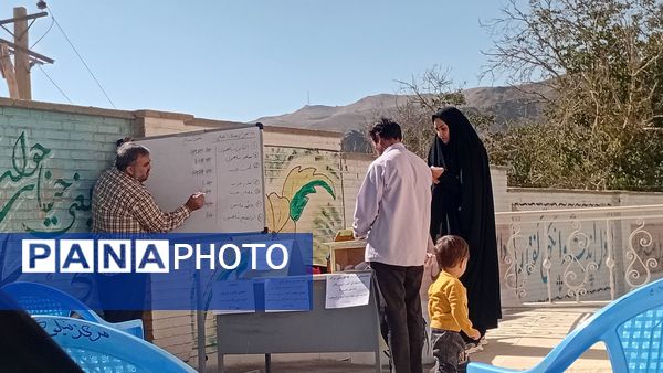  انتخابات انجمن اولیا و مربیان در دبیرستان پگاه مارکده