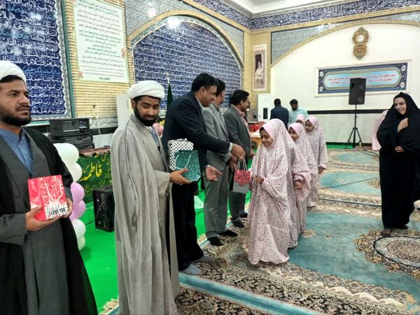 جشن تکلیف دانش‌آموزان دختر شهرستان فهرج 