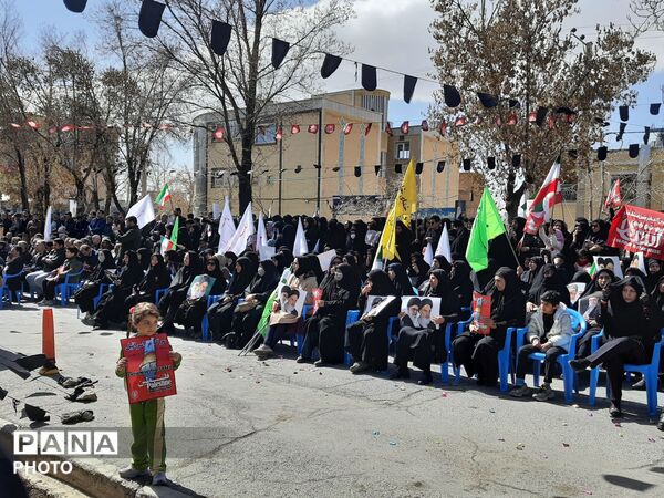 تجمع و خونخواهی فرهنگیان در شهرکرد 