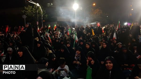 رواق کشور دوست، نزدیک ترین مکان به مقتل رهبر شهید