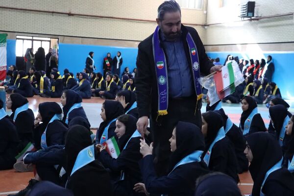 همایش دانش‌آموزی «یاوران انقلاب، پیشتازان مقاومت» آموزش و پرورش دماوند