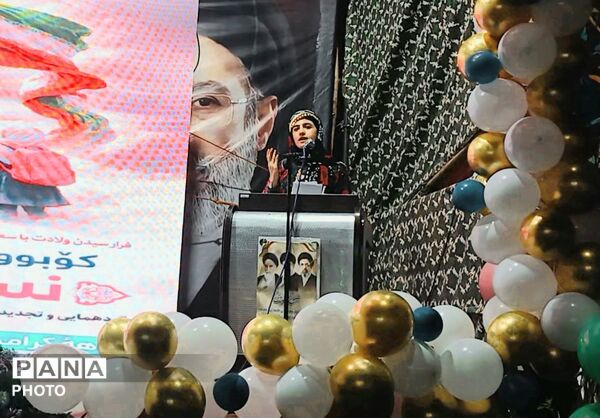 حضور دشمن شکن دختران با صلابت سنندج در شب میلاد حضرت معصومه (س)