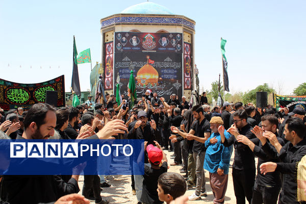 عزاداری تاسوعای حسینی در شهر درق 