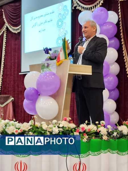 همایش گفتمان سازی الگوی سوم زن مسلمان و کنشگری جمعیت در تبریز