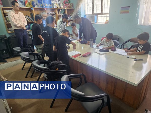 بازدید مدیر اداره آموزش و پرورش خلیل آباد از  کلاس‌های اوقات فراغت