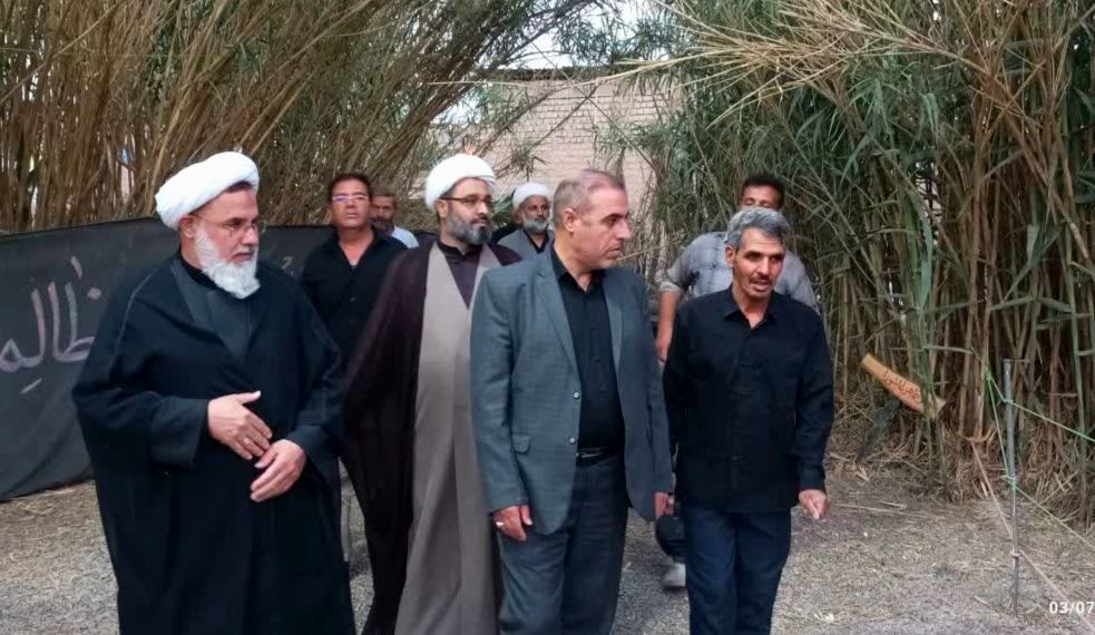 افتتاح نمایشگاه «غنچه‌های خونین» جعفریه قم با رویکرد عملیات «وعده صادق۳»
