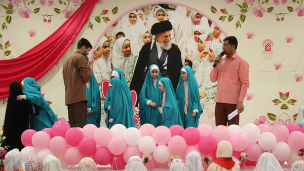 همایش 1100 نفری روزه اولی‌ها در حرم حضرت معصومه(س)