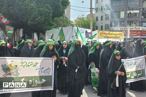 رزمایش «تجمع اقتدار عظیم جانفدا برای ایرانِ امام رضایی» در میدان امام خامنه‌ای