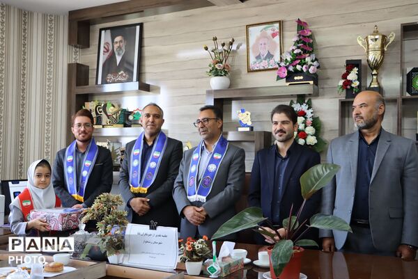 تجلیل از راویان صادق پانا در رشتخوار