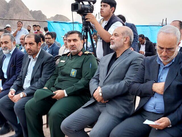 شروع عملیات ساخت بیش از ۸۰۰۰ مسکن در کرمان با حضور وزیر کشور