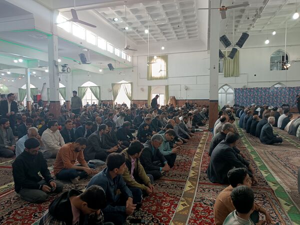 پایان یک ماه بندگی خداوند و نماز عید فطر در گناباد