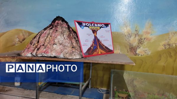 بازدید علمی دانش‌آموزان دبستان شاهد حاج تقی آقا‌بزرگ از پژوهش‌سرای علامه طباطبایی ناحیه یک مشهد