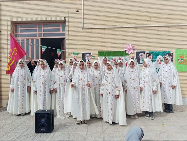 جشن نیمه شعبان در دبستان خدیجه کبری ابرکوه