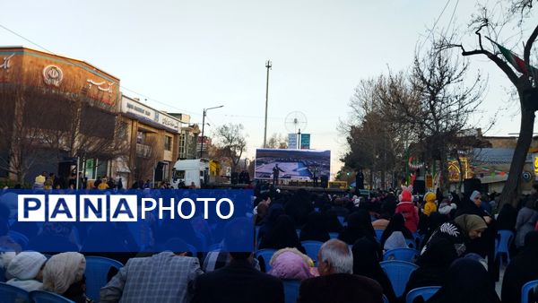 جشن میلاد حضرت مهدی ( عج) و اعیاد شعبانیه در خیابان امام خمینی نیشابور 