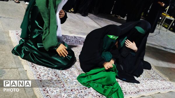 روایت مظلومیت طفل سه ساله ابا عبدالله الحسین در تجمعات شبانه 
