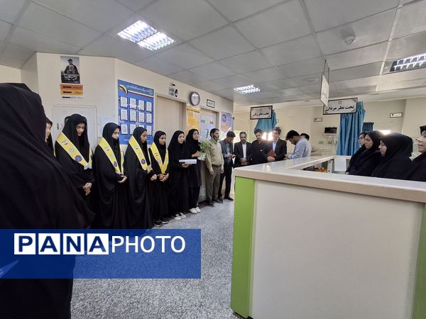 تبریک دانش‌آموزان پیشتاز صالح آباد به پرستاران