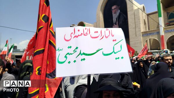 وداع با رهبر شهید ایران  