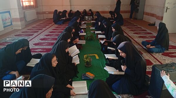 ضیافت ماه رمضان در دبیرستان قلم‌چی۲ بن