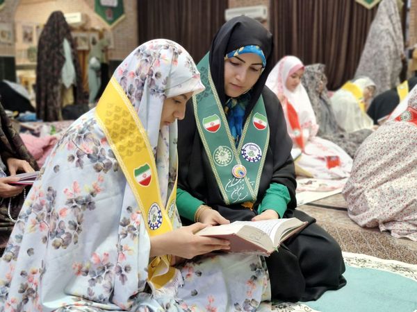 دختران، مهمانان عاشقانه اعتکاف