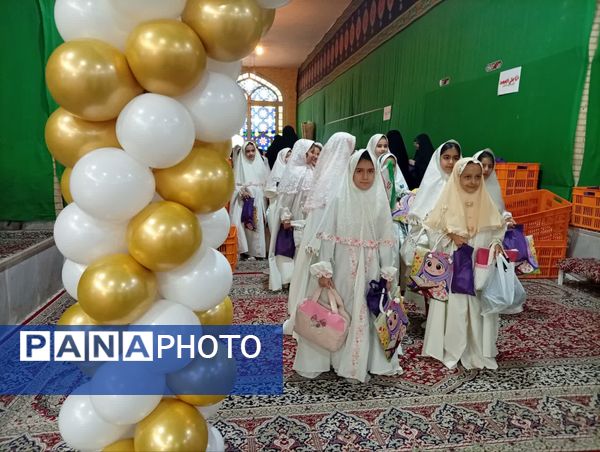 آیین زیبای جشن تکلیف دختران یزدی در حسینیه محمود آباد