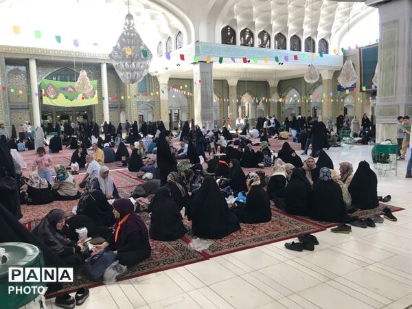 عطر میلاد در بارگاه سیدالکریم (ع)
