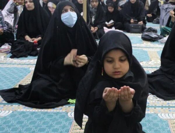 مراسم شب قدر در مصلی اولی‌الامر لردگان
