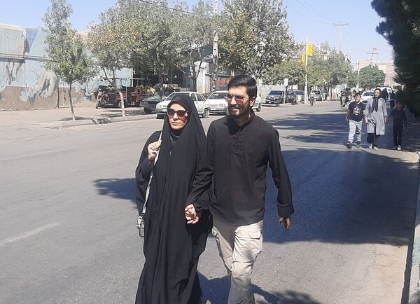جاماندگان اربعین حسینی در  راهپیمایی حرم تا حرم نیشابور 