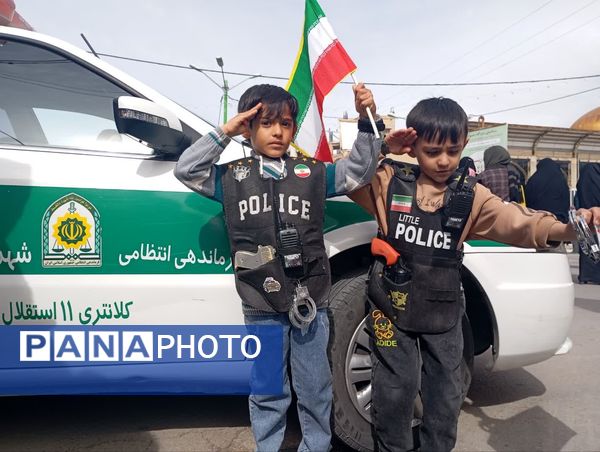 اقتدار کودکان نی‌ریزی در حماسه 22 بهمن