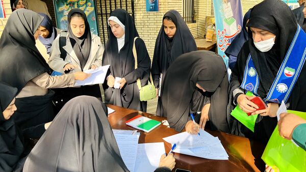 سیزدهمین دوره انتخابات شورای دانش آموزی استان کرمان با حضور قائم مقام سازمان دانش آموزی جمهوری اسلامی ایران
