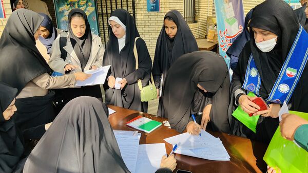 سیزدهمین دوره انتخابات شورای دانش آموزی استان کرمان با حضور قائم مقام سازمان دانش آموزی جمهوری اسلامی ایران