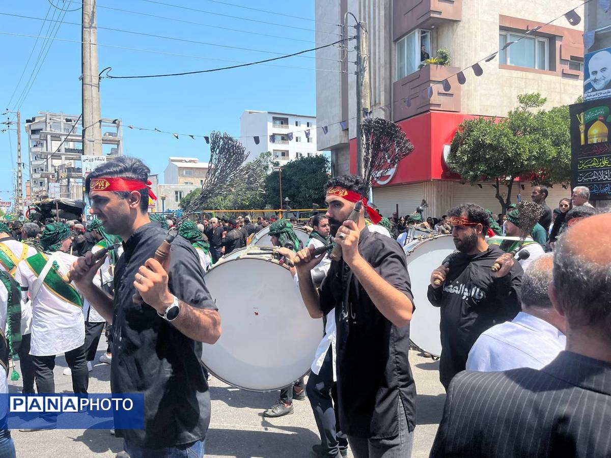 عاشورای حسینی در نور