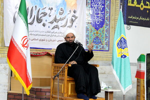 برگزاری مراسم گرامیداشت سالگرد ارتحال امام خمینی (ره) در شهر درق