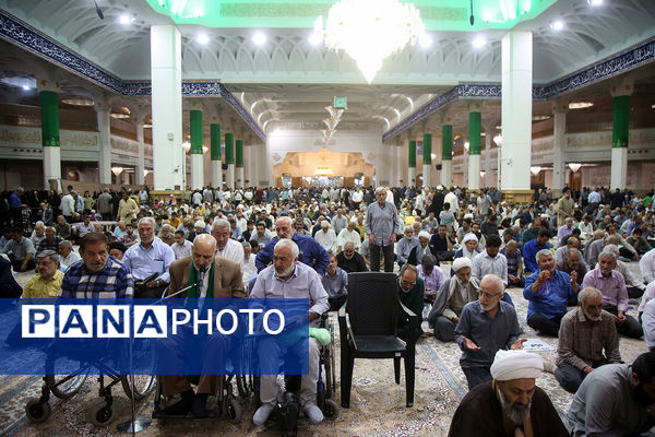 مراسم جشن میلاد پیامبر اکرم(ص) و امام جعفر صادق(ع) در حرم حضرت معصومه(س)