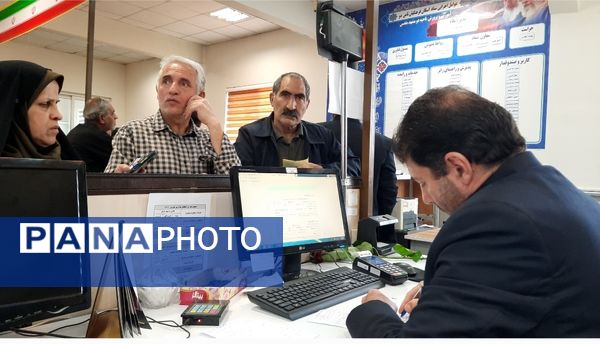 بازدید مدیر کل استان خراسان رضوی  از ستاد اسکان فرهنگیان ثامن 2