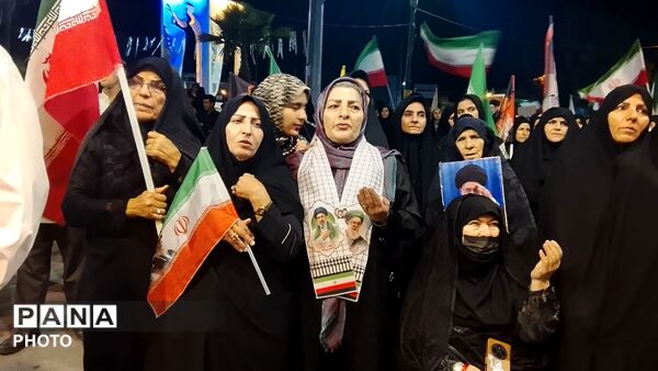 حضور مردم شریف کوهدشت در یکصدمین شب از شب های مقاومت ‌