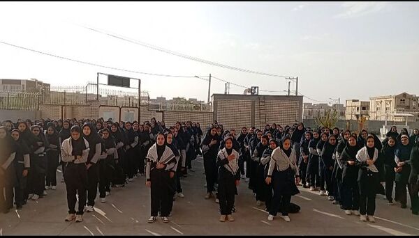 مراسم زنگ مهر در دبیرستان مشکات