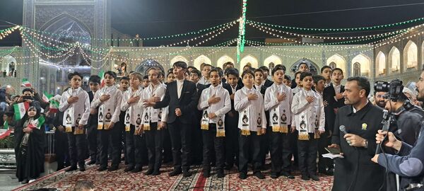 طنین گلبانگ انقلاب صحن انقلاب حرم مطهر  امام رضا (ع)