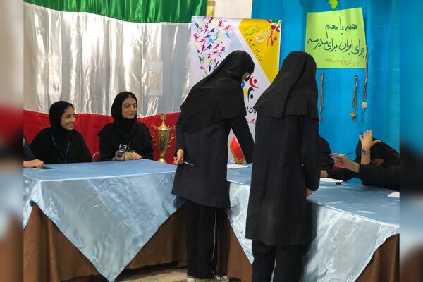 انتخابات و عضو‌گیری انجمن‌های ورزشی در دبیرستان حاج محمود رضوی 