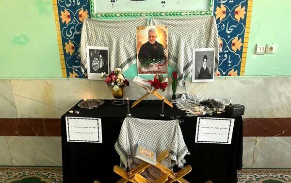 مراسم شهادت سیدحسن‌نصرالله در دبیرستان عشایری سیرجان 