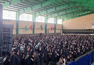 همایش شیرخوارگان حسینی به یاد لبهای تشنه امام حسین و فرزند شهیدش علی اصغر در شهر فردوسیه 