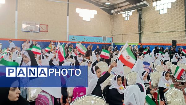 برگزاری مراسم جشن شکوفه‌ها در زنجان