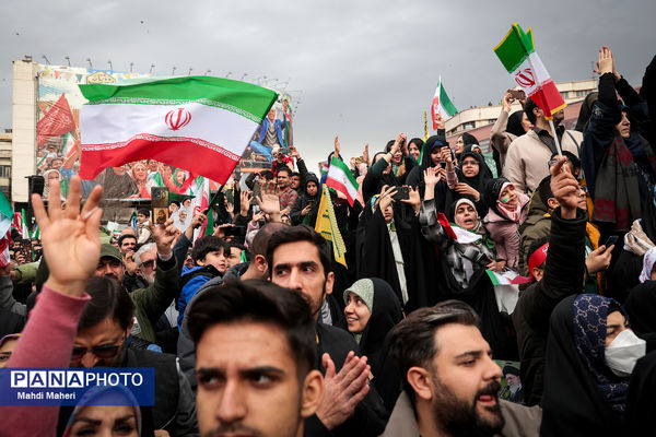 راهپیمایی ۲۲ بهمن در تهران