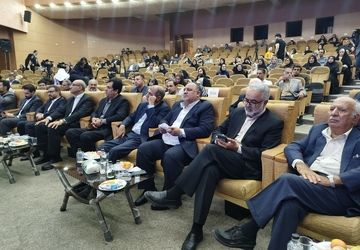 خبرنگاران در زمان‌های مختلف همیشه درکنار دستگاه‌های اجرایی بودند