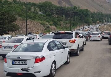ترافیک سنگین در برخی مقاطع محورهای هراز و فیروزکوه