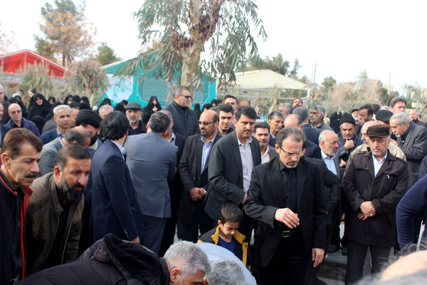 مراسم تشییع مادر شهید «حسین بی‌تا» در قم