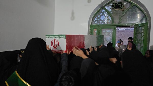 پذیرایی از مهمانی ویژه شهرستان بهاباد؛ شهید گمنام