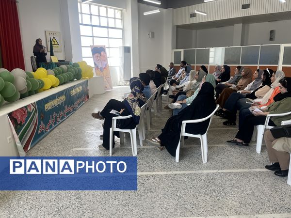 برگزاری جلسه اولیا و مربیان پایه اول دبستان شهید تندگویان