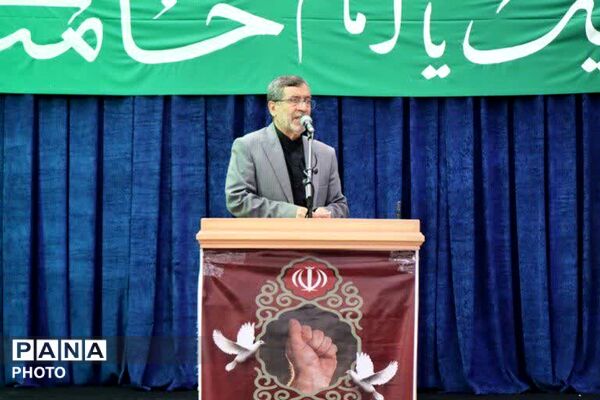 گرامیداشت اربعین رهبر شهید انقلاب و شهدای جنگ رمضان در نماز جمعه باقرشهر و کهریزک 